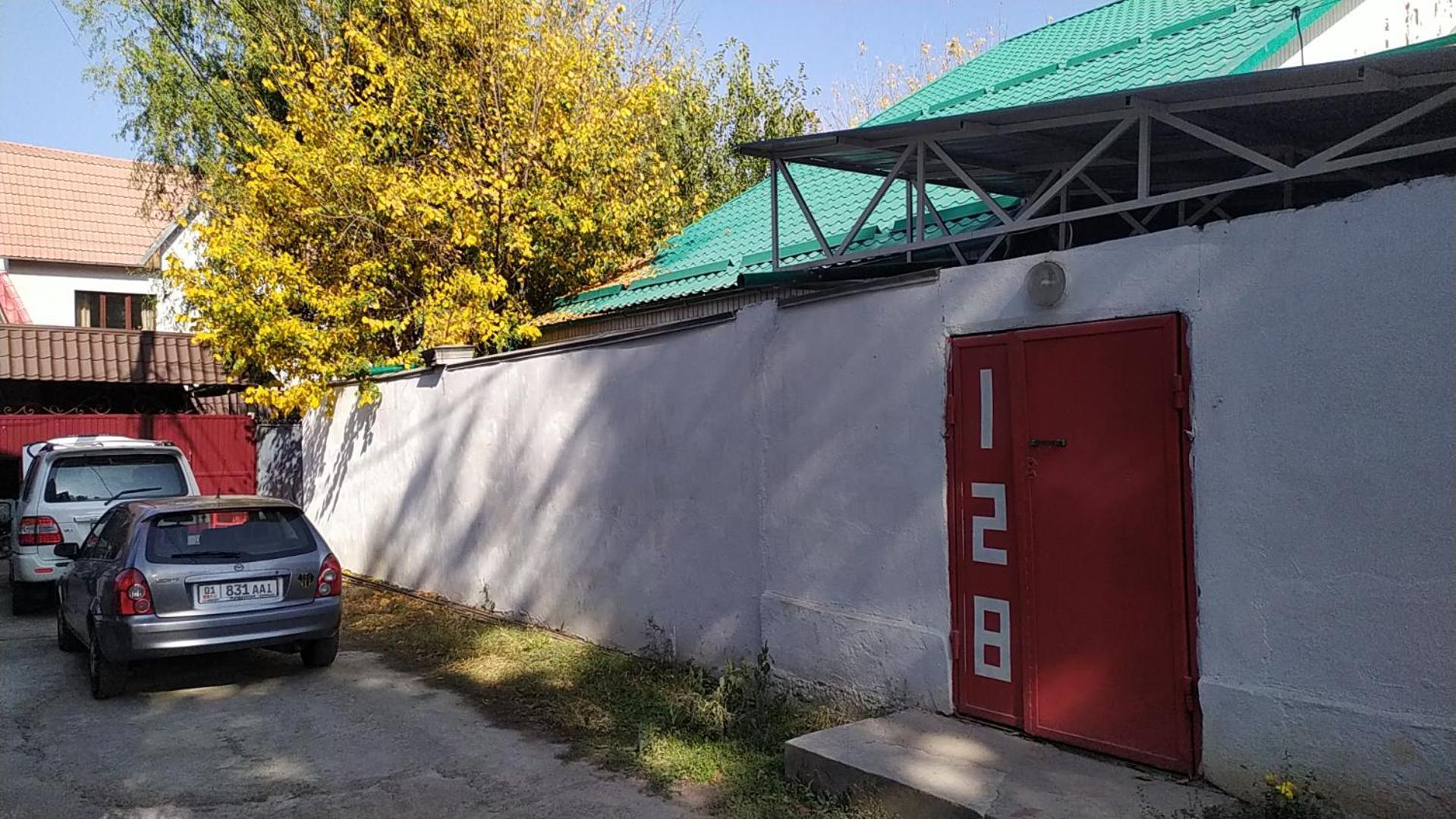 Kgb Home Hostel بيشكيك المظهر الخارجي الصورة