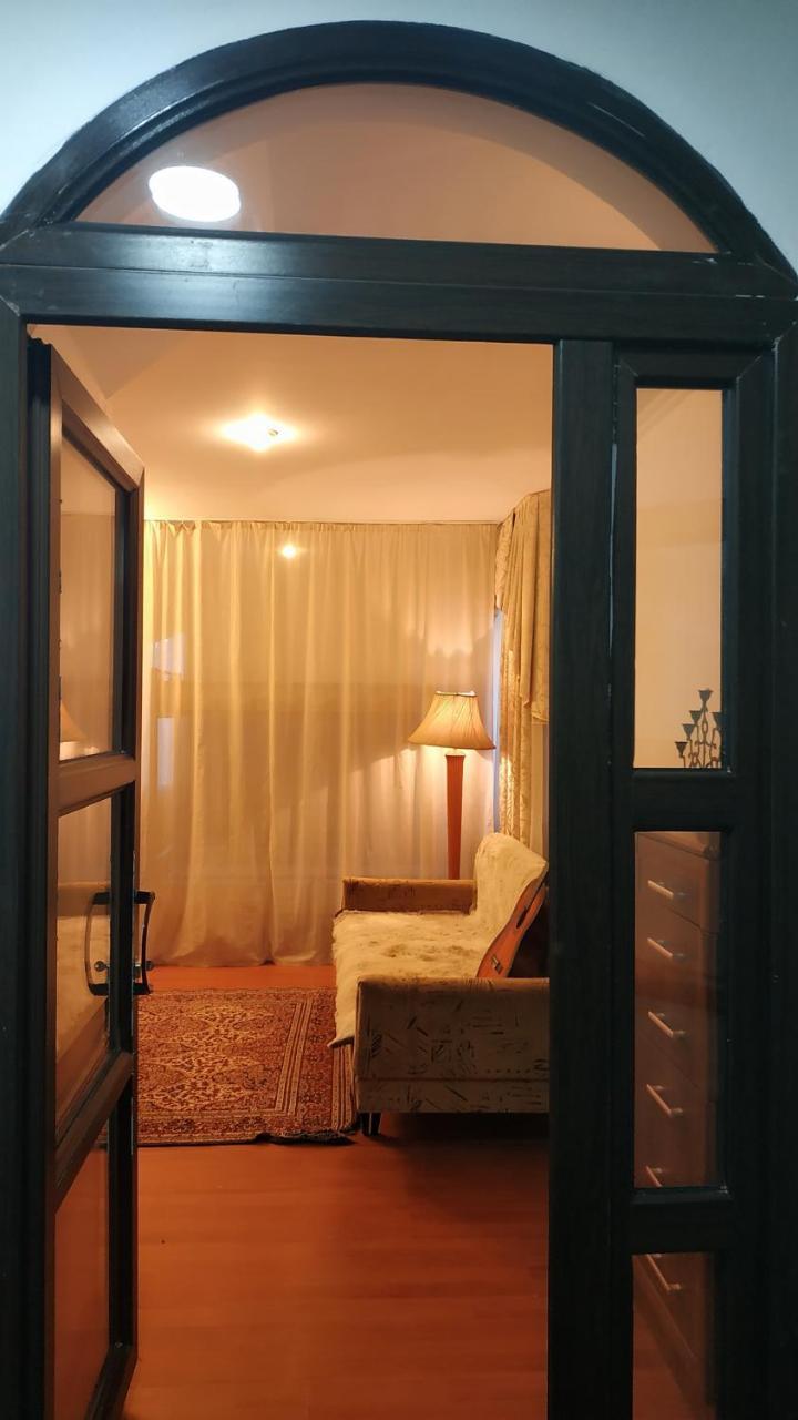 Kgb Home Hostel بيشكيك المظهر الخارجي الصورة