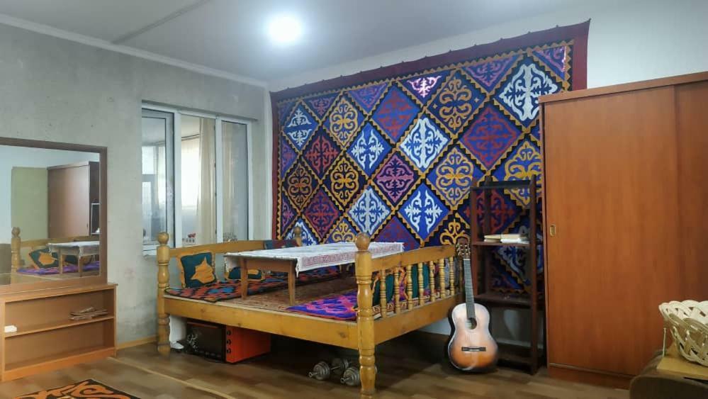 Kgb Home Hostel بيشكيك المظهر الخارجي الصورة